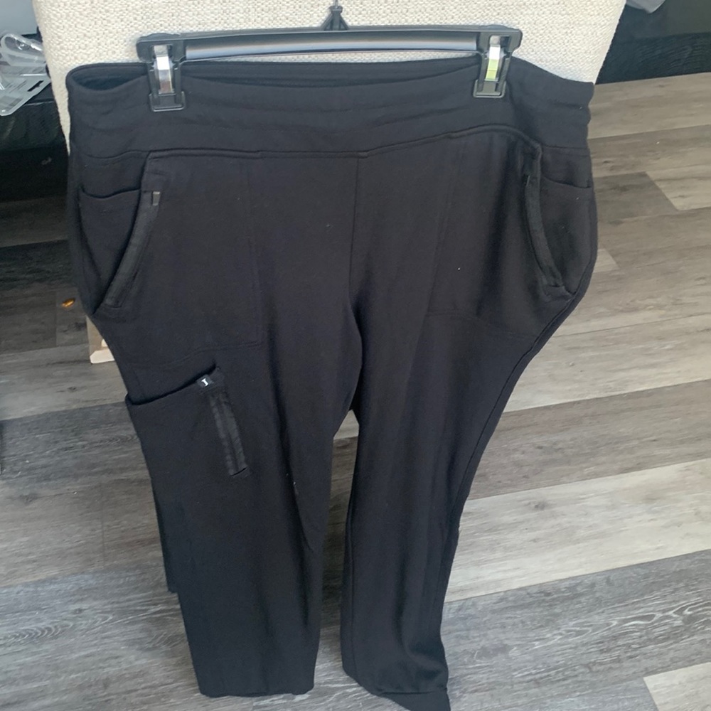 Jaanuu scrub bottoms